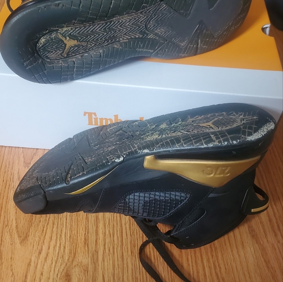 Jordan Mars 270 black gold shoes Size 9 men - Picture 3 of 3